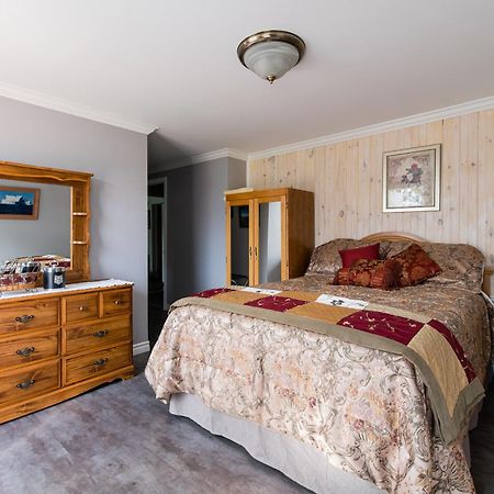 Out East B&B - Norris Point Екстер'єр фото